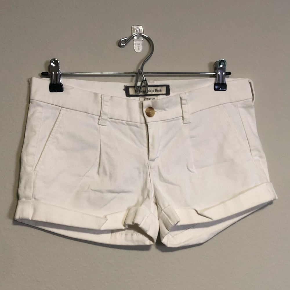 Abercrombie & Fitch Cuffed Shorts